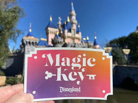 Disneyland Magic Key Holder Merchandise Discount Increasing To 30 For