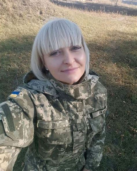 pin by НЕ ПРОБАЧУ НЕ ЗАБУДУ on women at war ua military girl female soldier army girl