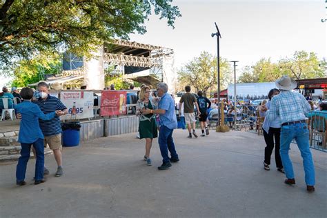 Heres Where To Find Live Music In Austin At Outdoor Venues