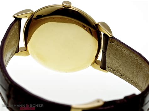 It can be used to attract wild pokémon. Alle Luxusuhren & Sammleruhren im Archiv | Bachmann & Scher