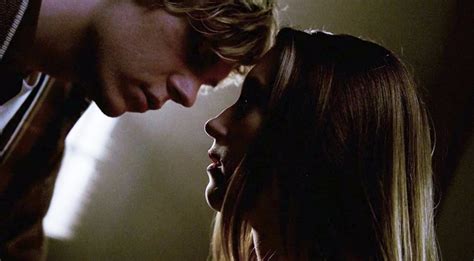 Tate And Violet From American Horror Story Popsugar Entertainment