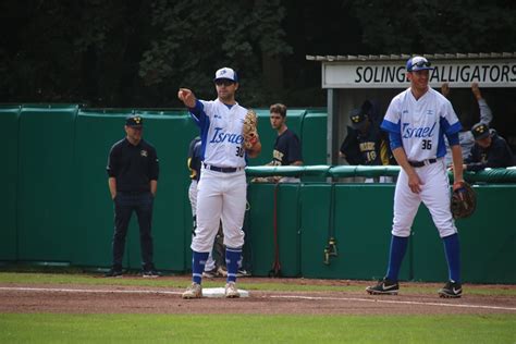 Baseball at the summer olympics unofficially debuted at the 1904 summer olympics and became unlike most olympic logos (with the exceptions of mexico 68 and london 2012), it contains no … 2020 Summer Olympics- Baseball Returns - Concepts - Chris ...