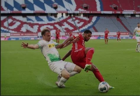 Bayern met borussia mönchengladbach at home on 22 october, matchday 8 of the bundesliga. Borussia Mönchengladbach vs Bayern München: A Rivalry in ...