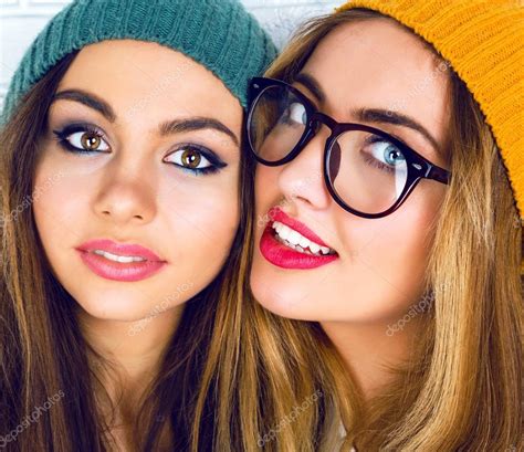 Portrait Of Two Young Hipster Girls — Stock Photo © Annharitonenko