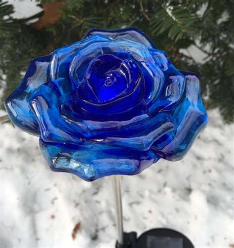 Light up flowers for garden. Solar Powered Beautiful Blue Rose Flower White LED Bulb ...