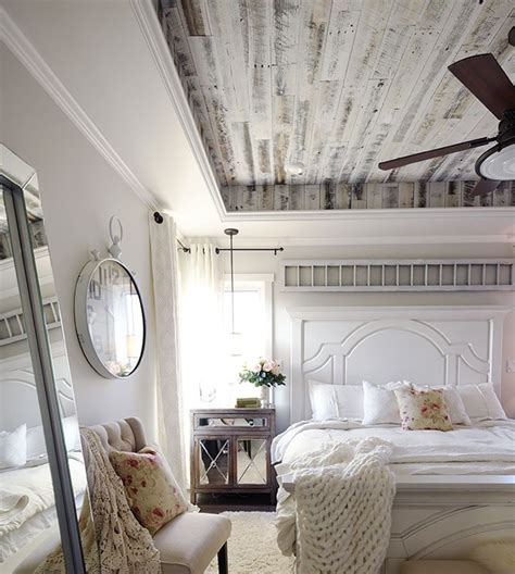 These ideas for a farmhouse bedroom makeover will make your snuggle and sleep time your favorite! 5 Seriously Stylish Stikwood Ceilings | Country master ...