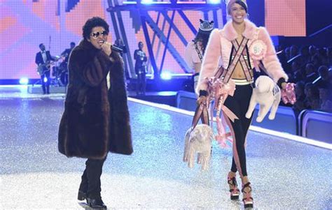 If you have seen mars in pictures and videos, it is clear that he is not tall at all. Bruno Mars Height Elevator Shoes - How tall is Bruno Mars