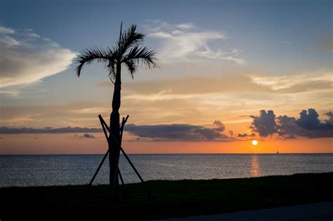 Torii Beach Sunset Okinawa Photography Beach Sunset Sunset