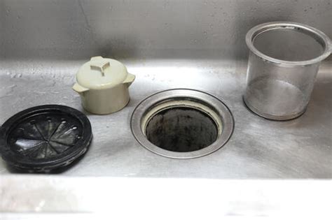 エルザは、 石を削除し、すべての石が散乱。 彼らは、ゴールドとダイヤモンドで作られた家を見て、家は猫と猫を座っている。 エルザは何とかそれはそこに行くことができない叫んだ。 しかし、彼女の兄は、耳を傾け、入力し. 排水口は洗剤でキレイになる!選び方と場所別の掃除方法を ...