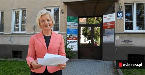 W piątkowym, przyspieszonym posiedzeniu, senatorowie odrzucili kandydaturę lidii staroń. Wybory parlamentarne 2019. Lidia Staroń (niezależna ...