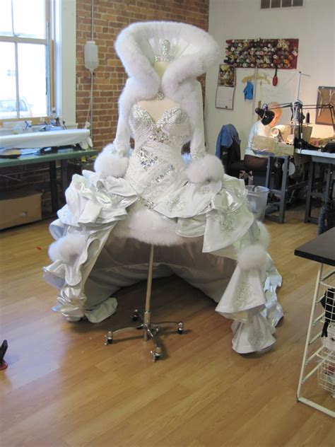 *beautiful my big fat gypsy wedding dress custom made*. Over-the-Top Gypsy Wedding Fashion on TLC Sunday Night at ...