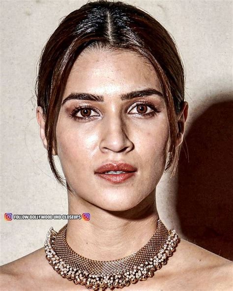 Bollywood Uhd Closeup On Instagram “kriti Sanon Beauty Of Bollywood And Her Tempting Face ️