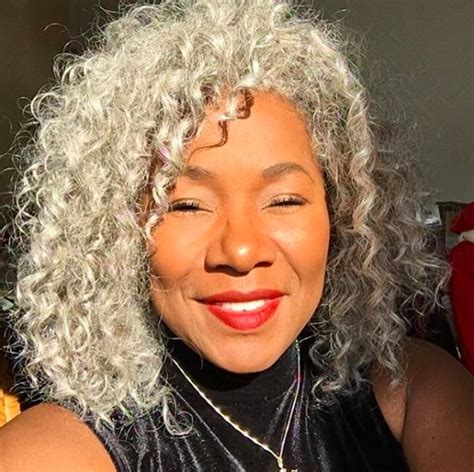 These Stunning Women Are Shutting Down A Ridiculous Beauty Double Standard Silver Hair Color