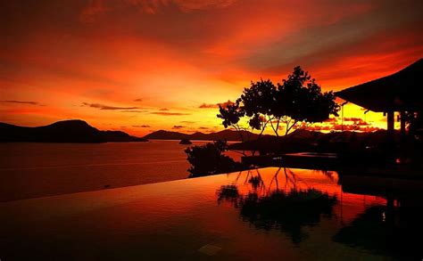 Reflective Sunset Sea Pool Villa Mountains Orange Reflections