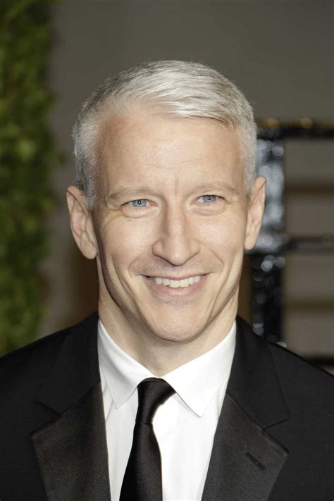 Funny Video: Anderson Cooper gets the giggles during commentary about ...