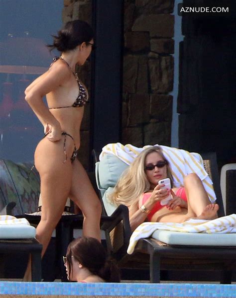 Kourtney Kardashian Sexy In A Majestic Villa In Los Cabos