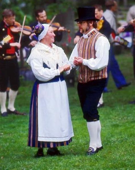 finlandia nyland bromarv traje tradicional