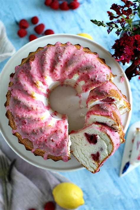 Angel food cake is light, fluffy, perfectly sweet, and easy to make from scratch. 12 Best Raspberry Cake Recipes - Easy Raspberry Filled ...