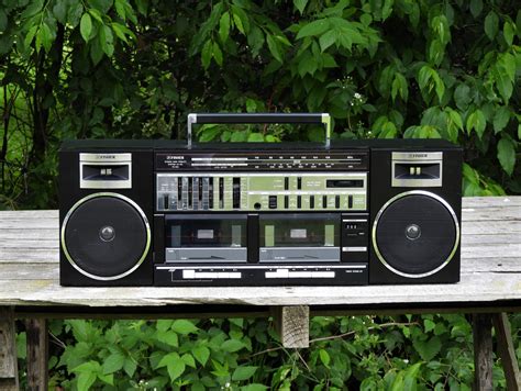 Vintage Fisher Boombox Ph463 Stereo Black Amfm Radio Detachable