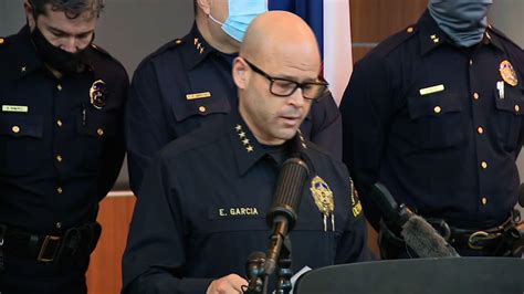 Dallas police officer charged in 2017 killings