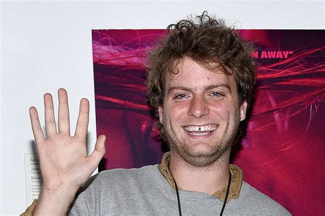 Mac Demarco Plays Sweet Cover Of Billy Joels ‘just The Way You Are On