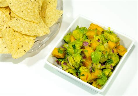 This mango avocado salsa recipe is light, fresh and easy to make. Mango Avocado Salsa - Vegetarian | Vegan | Recipes ...