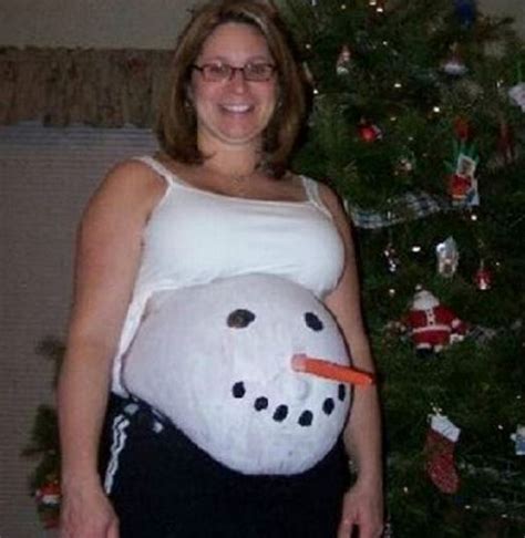 The Most Awkward Holiday Pregnancy Photos Ever Gallery Wwi