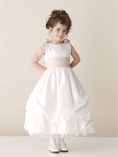 20 Beautiful Flower Girl Dresses For This Year Magment