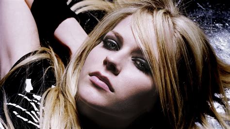 Eyes Avril Lavigne Women Celebrity Singer Blonde Lips Hd Wallpaper Rare Gallery