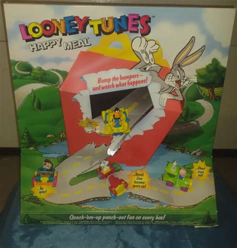 Complete Mcdonalds Looney Tunes Happy Meal Display Rare Vintage 1990s
