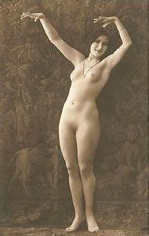 Vintage Erotic Photo Art Nude Model Ziegfeld Girls Pics