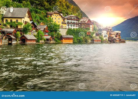Beautiful Historic Village With Alpine Lakehallstattsalzkammergut