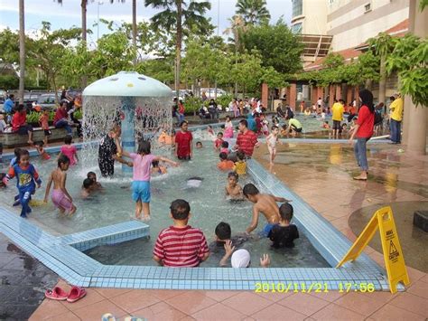 Namun, sebagian besar orang kurang tanggap untuk memahami ukuran kolam renang dan bentuknya. Didik Menjadi Insan: Jalan - jalan Malaysia 1 - Taman ...