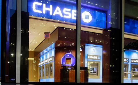 Cardholders can also expect to improve their credit limit after establishing a good payment history. Chase Sapphire℠ Checking Account $1,000 Cash Bonus Offer