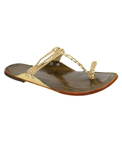 Altek Gold Ethnic Footwear Price In India Buy Altek Gold Ethnic