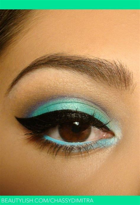 Ultra Cool Eye Makeup Tips For A Beautiful Summer Look
