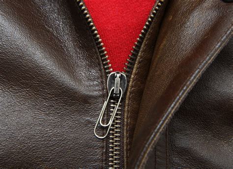 Fix Zipper With Paper Clip Paper Clip Uses 12 Innovative Ideas