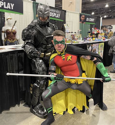 Tw Pornstars Gay Comic Geek Twitter Batman And Robin Gaycomicgeek
