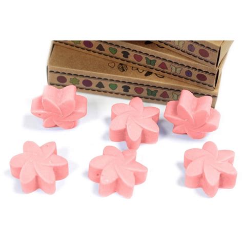 Check spelling or type a new query. Highly Fragranced Soy Wax Flower Melts