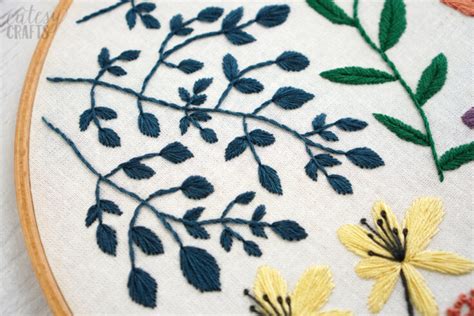 free flower embroidery pattern cutesy crafts