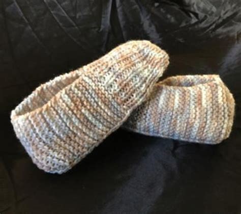 How To Knit A Pair Of Slippers Knitting Pattern By Janis Frank