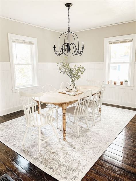 Vintage Inspired Dining Room Rug Boutique Rugs Farmhouse Dining