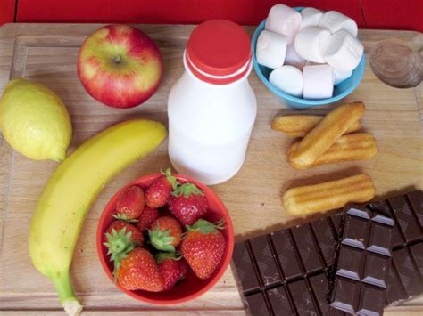 Recetas de espumas y aires. Fondue de chocolate negro: receta paso a paso