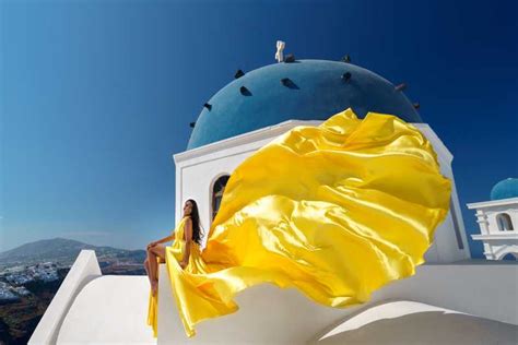 Santorin Haute Couture Foto Shooting Getyourguide