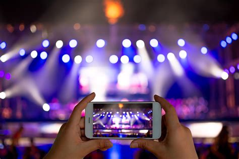 Hiburan online acara tv, film, & olahraga sekarang. 4 Ways Live-Streaming Can Benefit Your Events - Eventsforce