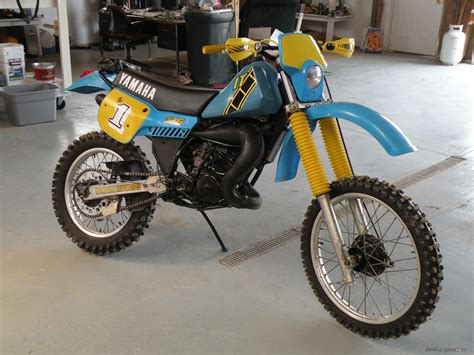 Yamaha It 175