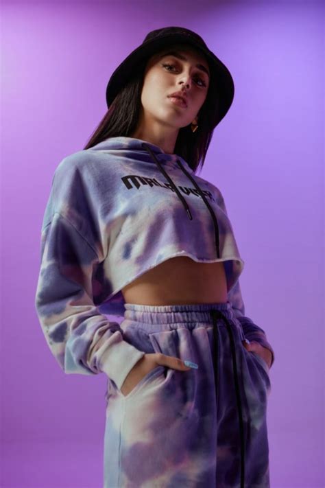 In november 2019, she released her first studio album, recuerdos. PULL&BEAR x Nicki Nicole: luce el mejor streetstyle con ...