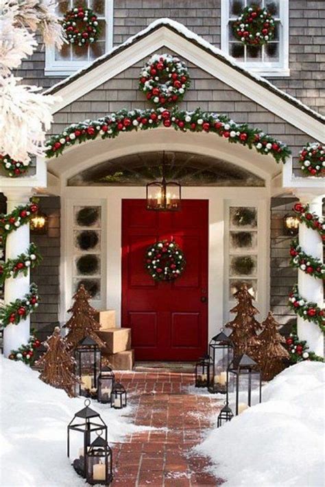 56 Amazing Front Porch Christmas Decorating Ideas Outdoor Christmas