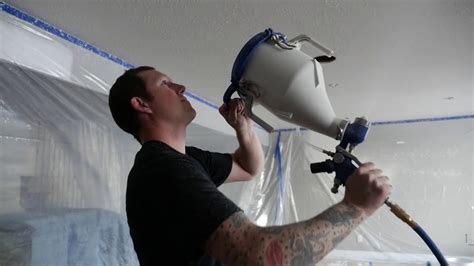 Spraying A Knockdown Ceiling With My Graco Fast Finish Youtube