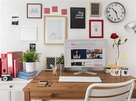 Ways To Spruce Up Your Office Space